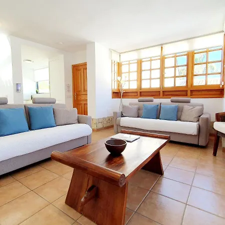 Casa Libra 아데제